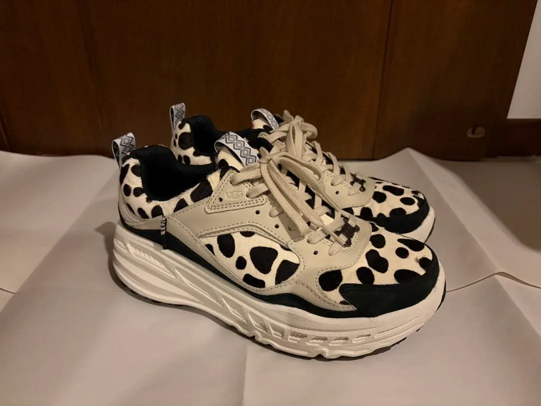 2026年最新】ugg スニーカー ダルメシアンの人気アイテム - メルカリ