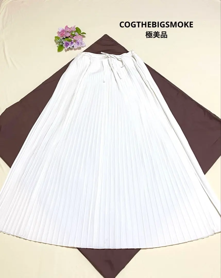 2026年最新】COGTHEBIGSMOKE スカートの人気アイテム - メルカリ