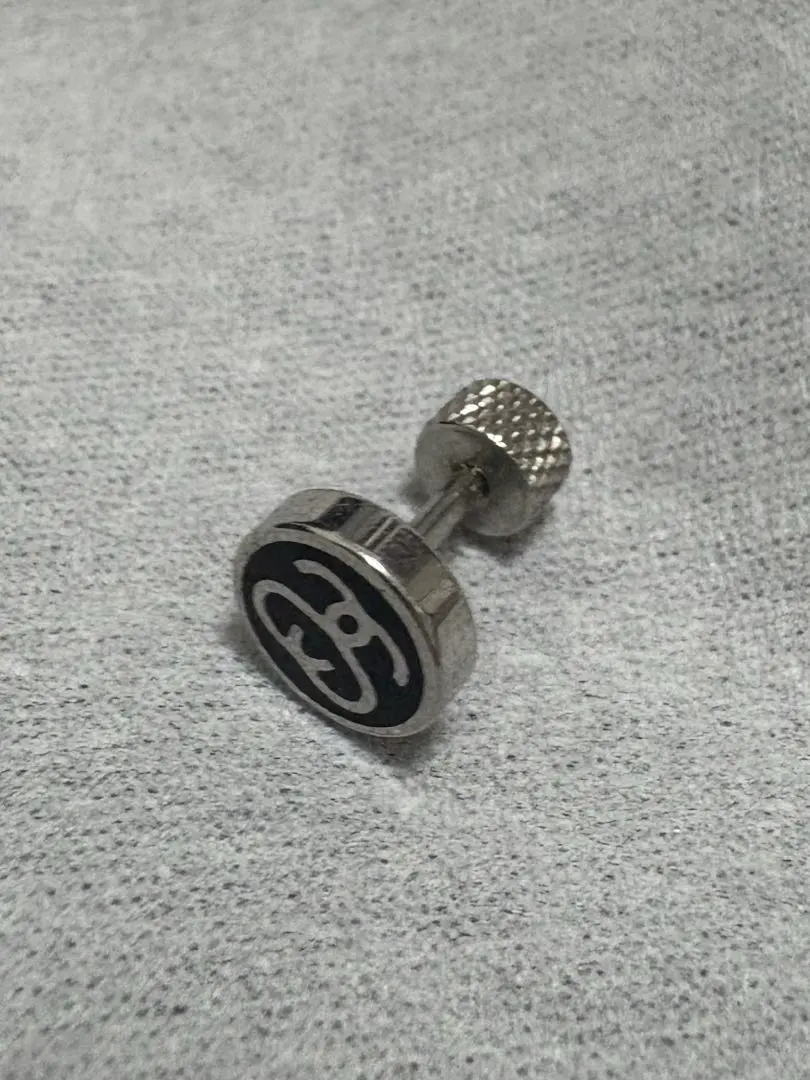 2026年最新】STUSSY ピアス(片耳用)の人気アイテム - メルカリ