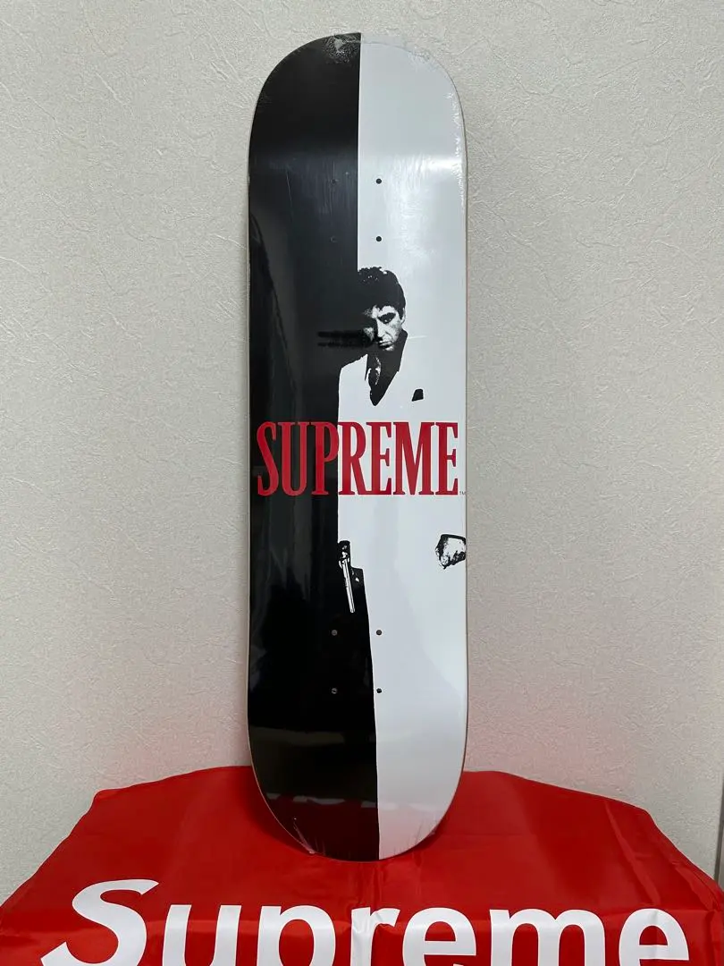 2026年最新】Supreme Smurfs Skateboardの人気アイテム - メルカリ
