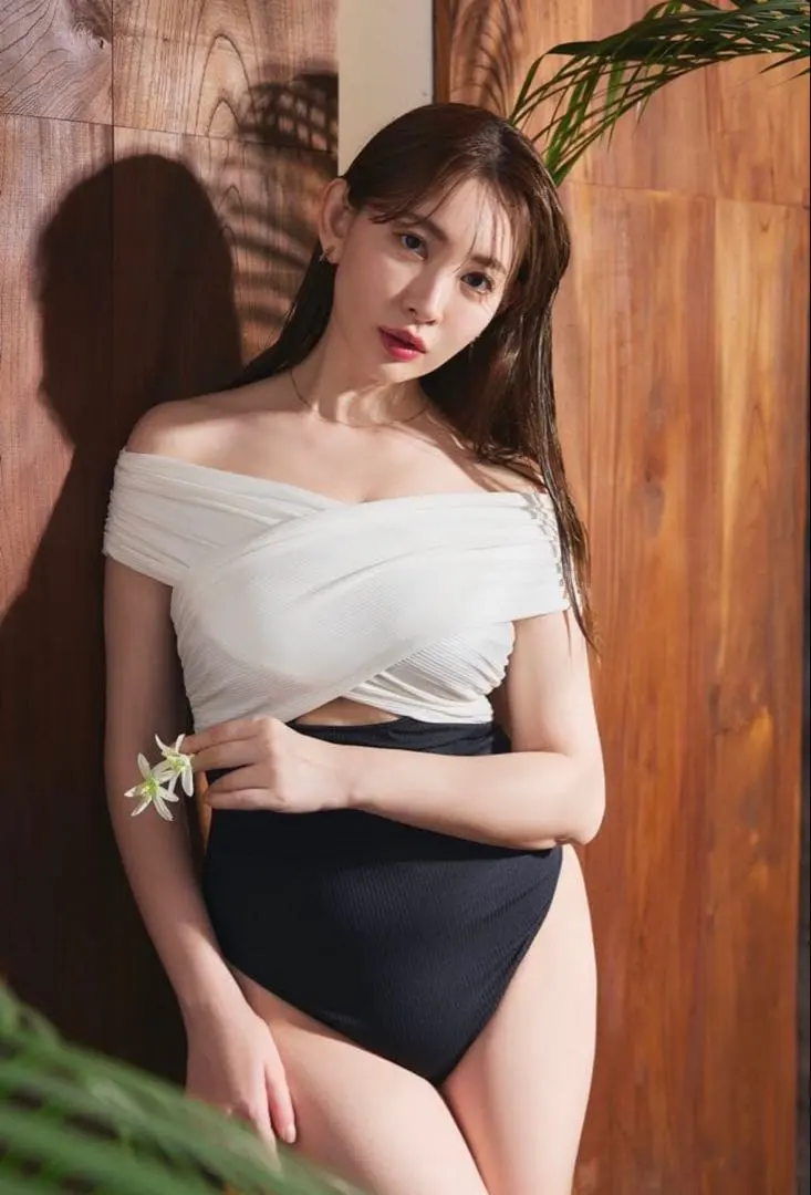 2026年最新】herlipto 水着の人気アイテム - メルカリ