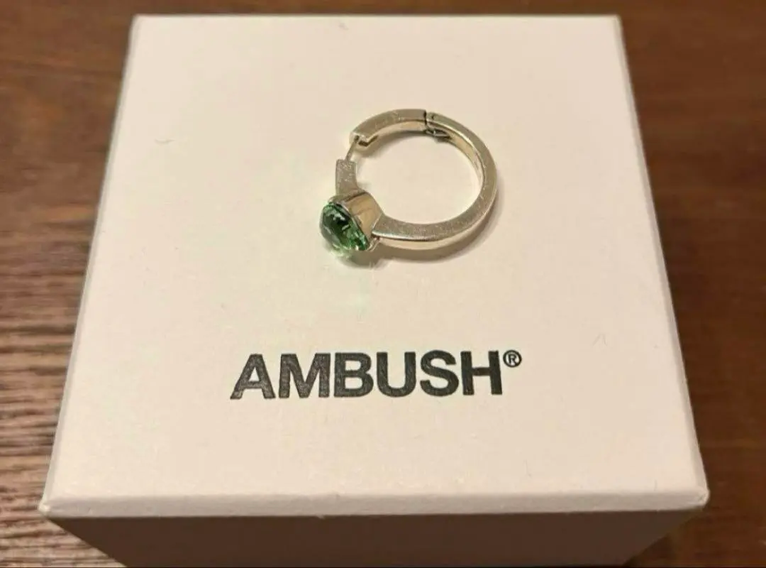 2026年最新】AMBUSH ピアス(片耳用)の人気アイテム - メルカリ