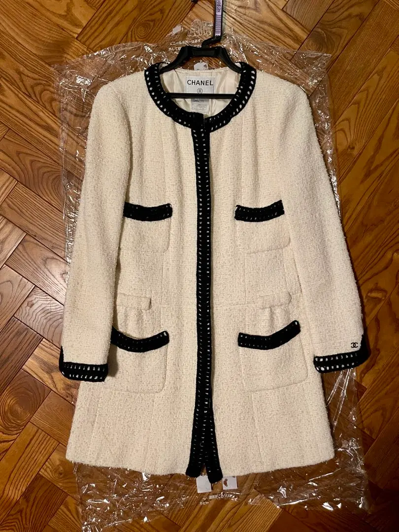 2026年最新】CHANEL カラー：ホワイト系 ノーカラージャケットの人気