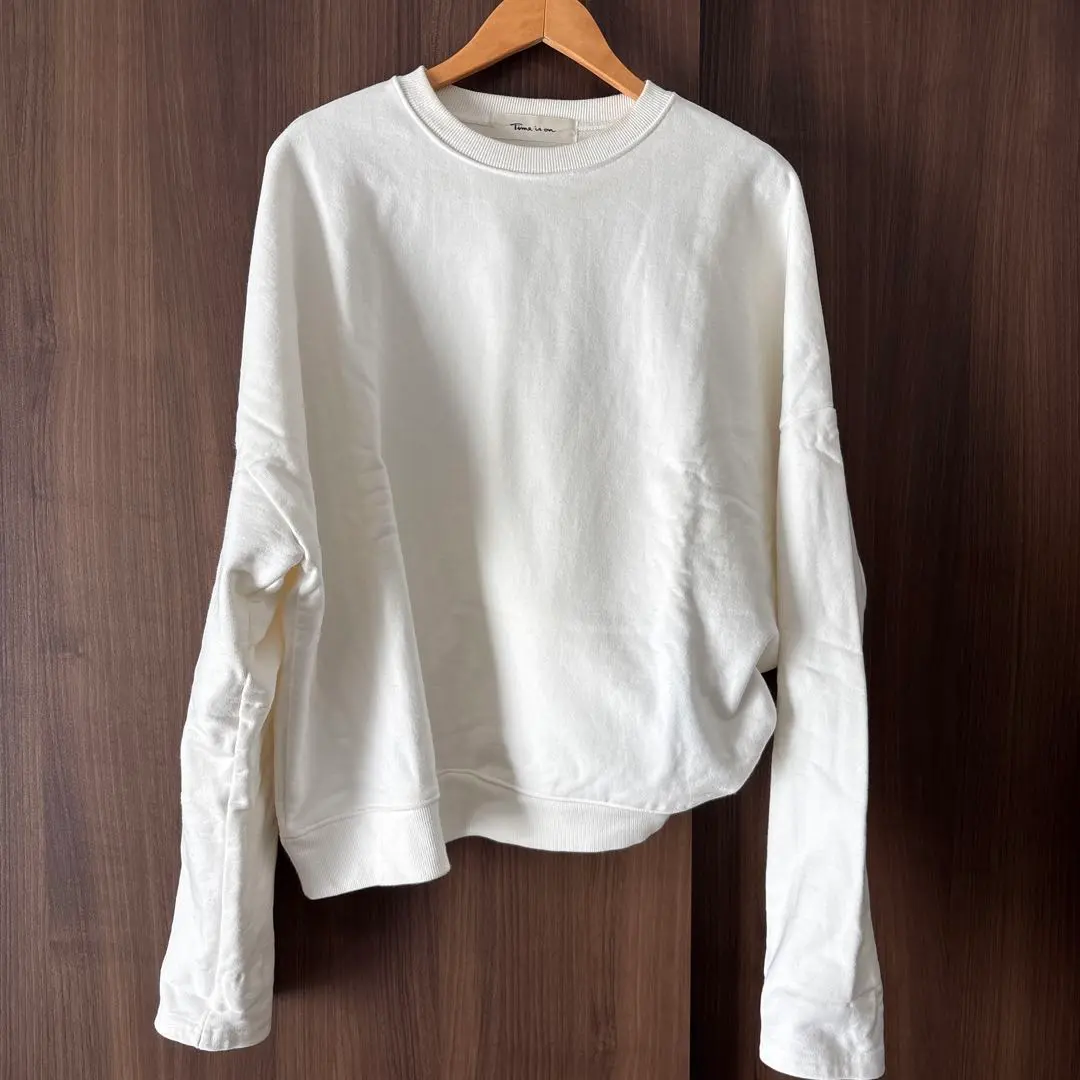 2026年最新】Time is on トレーナー・スウェットの人気アイテム - メルカリ