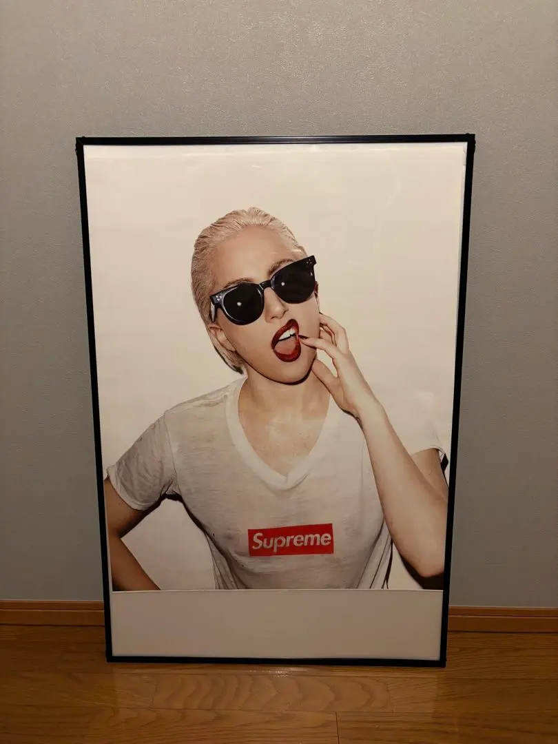 2026年最新】supreme ポスター ガガの人気アイテム - メルカリ