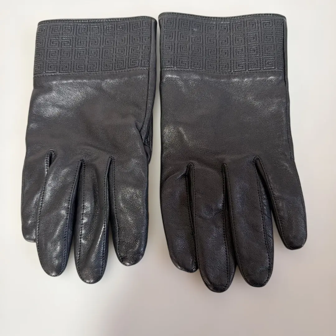2026年最新】Givenchy カラー：ブラック系 手袋の人気アイテム - メルカリ