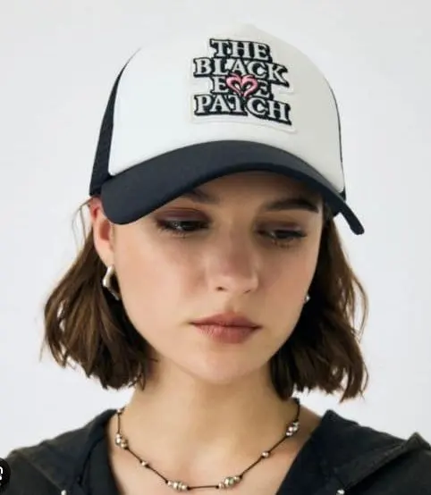 2026年最新】blackeyepatch moussyの人気アイテム - メルカリ