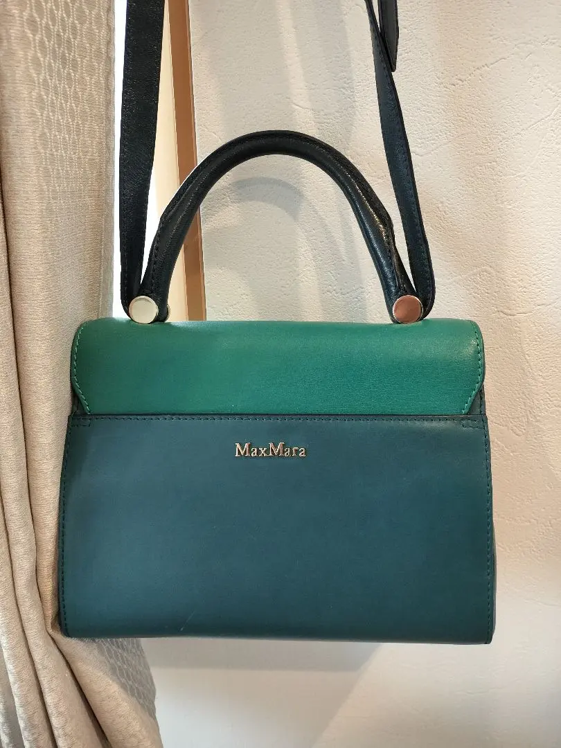 2026年最新】Max Mara 素材：本革 ショルダーバッグの人気アイテム