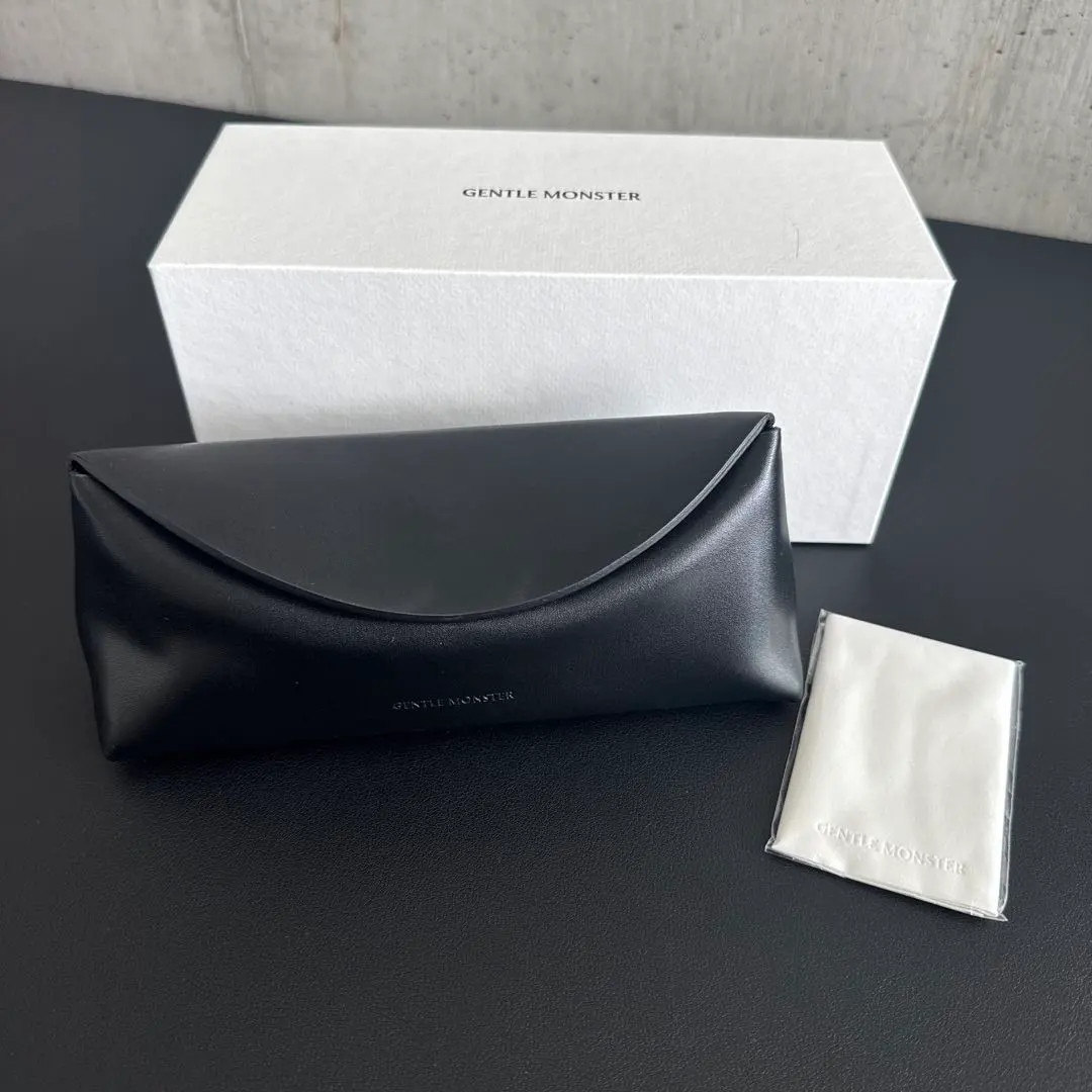 2026年最新】GENTLE MONSTER メガネケースの人気アイテム - メルカリ