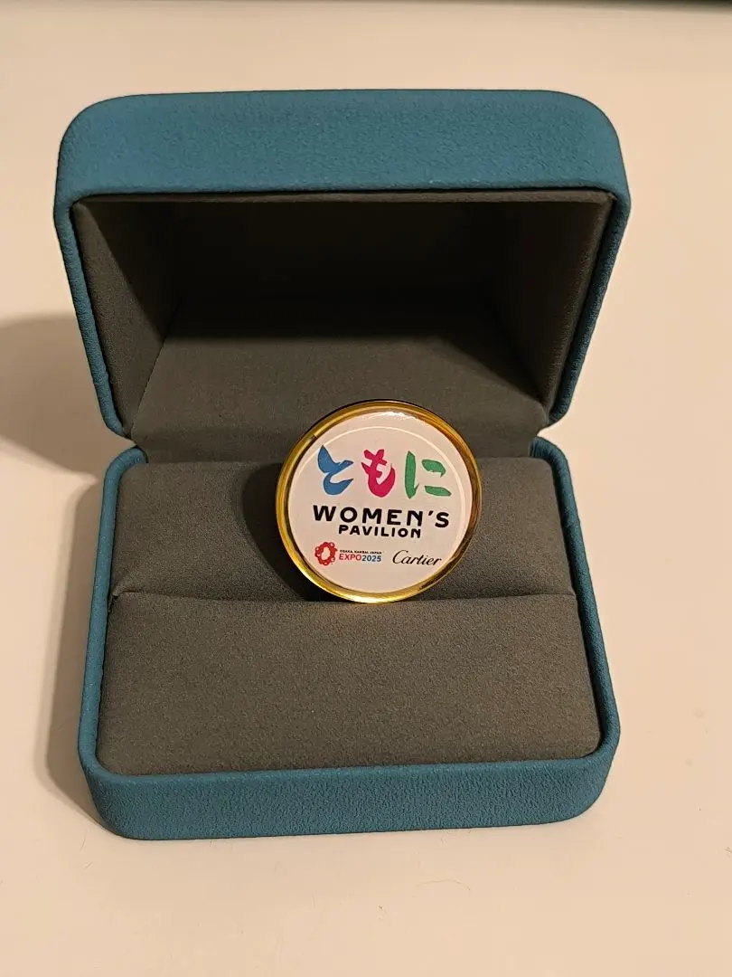 2026年最新】カルティエピンバッジの人気アイテム - メルカリ