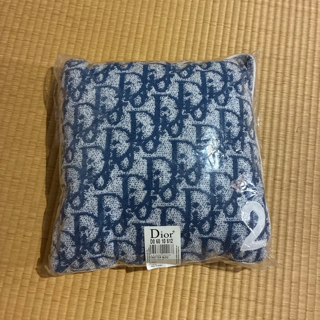 2026年最新】Christian Dior クッションカバーの人気アイテム - メルカリ