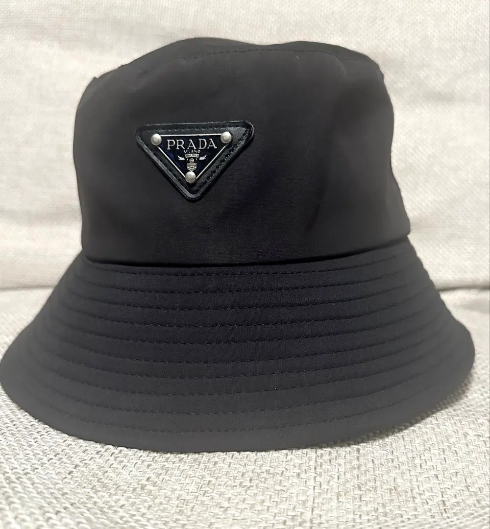 2026年最新】prada ノベルティ バケットハットの人気アイテム - メルカリ