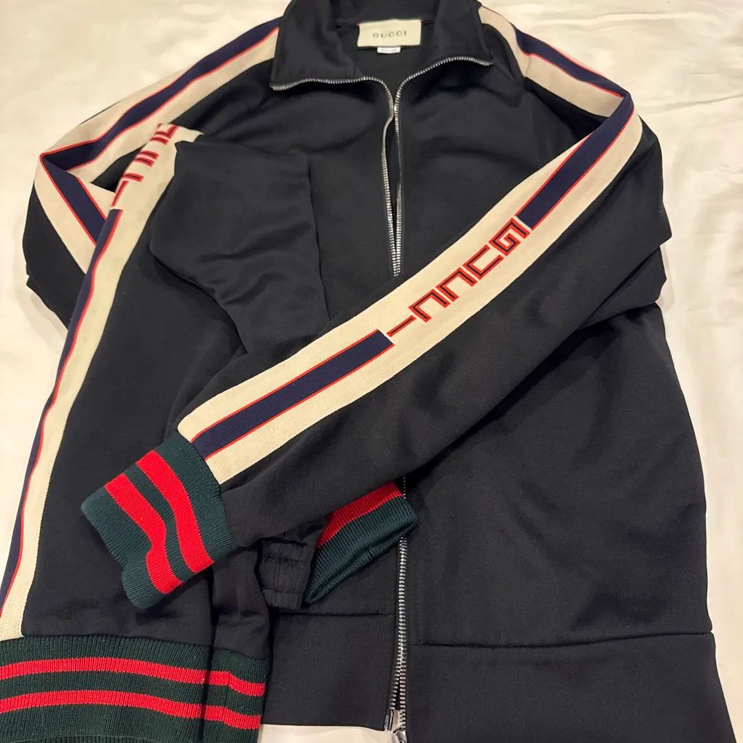 2026年最新】グッチ 上下 ジャージの人気アイテム - メルカリ