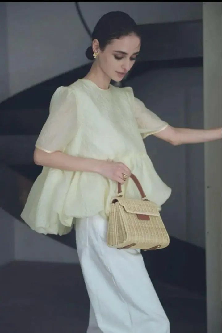 2026年最新】bluelea ブルレア ジャガードブラウスの人気アイテム