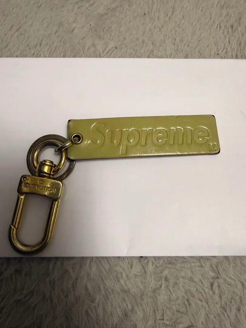 2026年最新】Supreme LOUIS VUITTON キーホルダーの人気アイテム