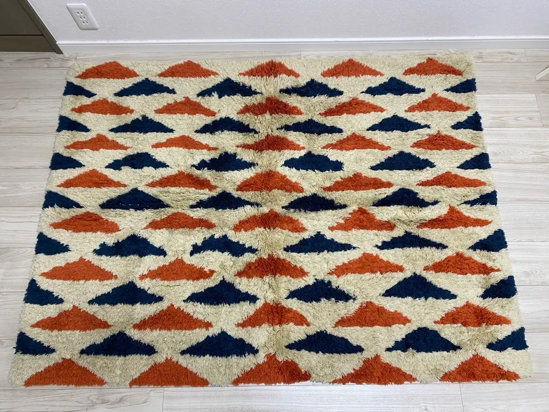 2026年最新】トリゴンラグの人気アイテム - メルカリ