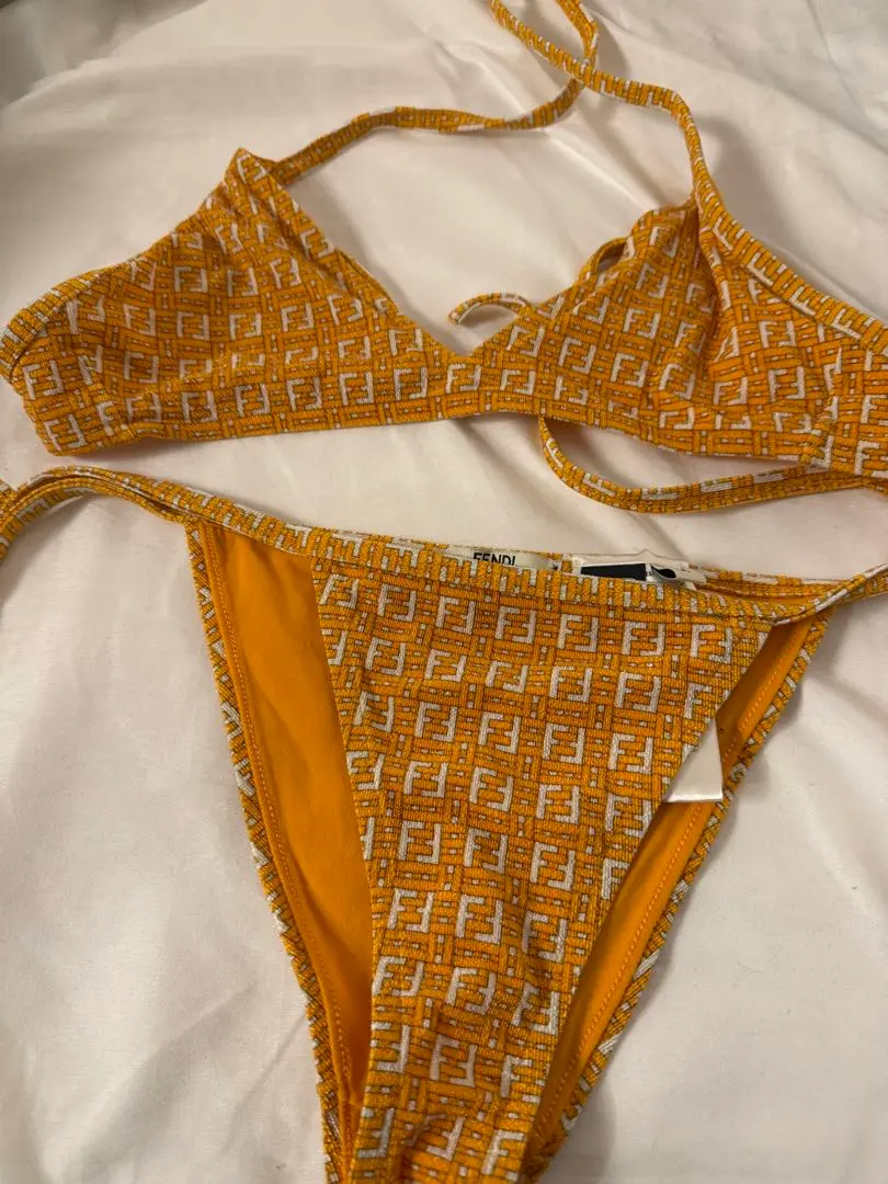 2026年最新】フェンディ 水着の人気アイテム - メルカリ