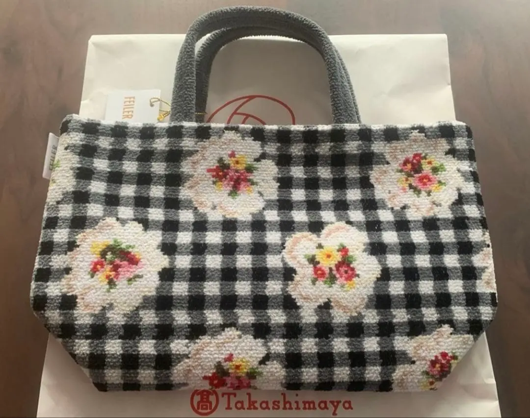 2026年最新】フェイラーヴィシーチェックの人気アイテム - メルカリ