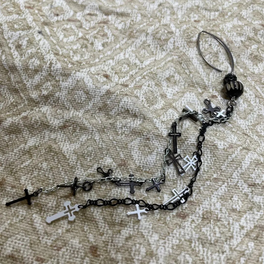 2026年最新】GUNDA ピアスの人気アイテム - メルカリ