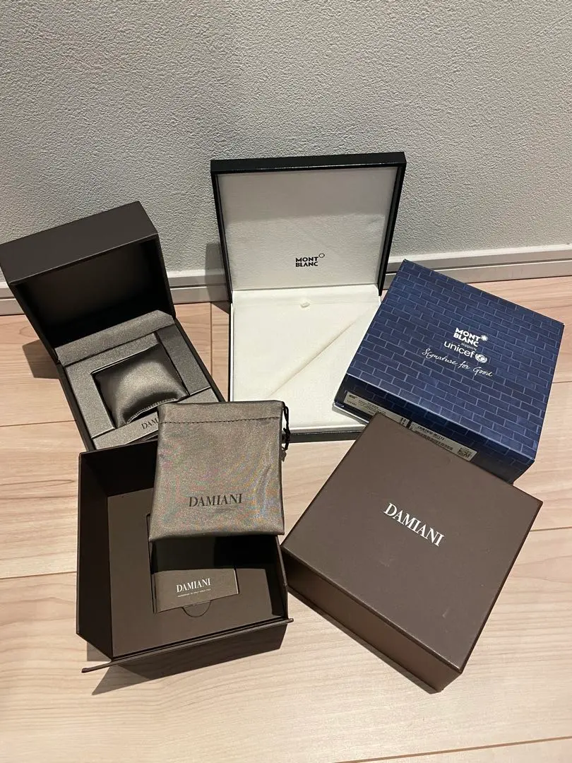 2026年最新】空箱 ダミアーニの人気アイテム - メルカリ