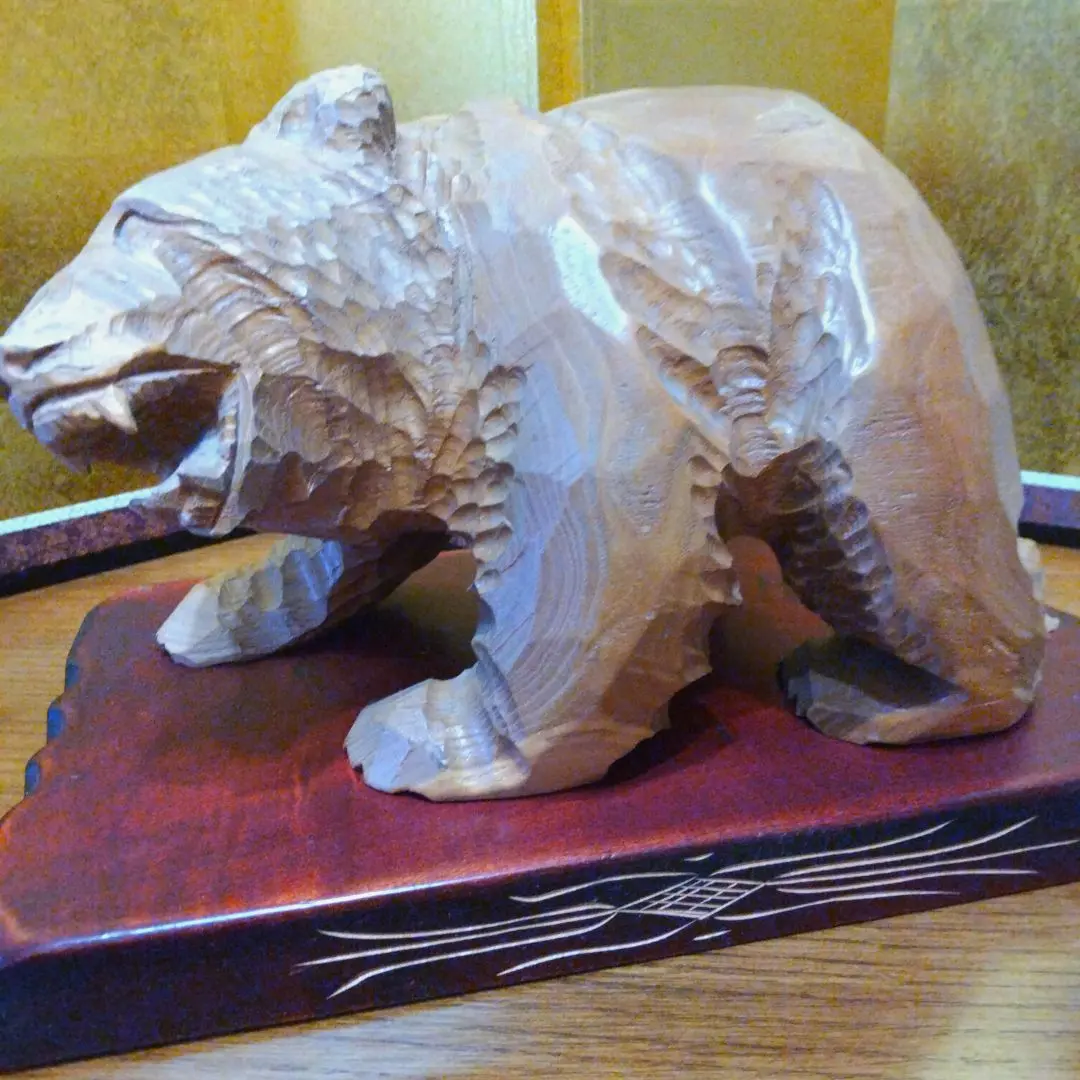 2026年最新】木彫り 熊 登別の人気アイテム - メルカリ