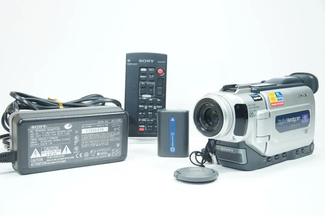 2026年最新】ソニー dcr trv17の人気アイテム - メルカリ