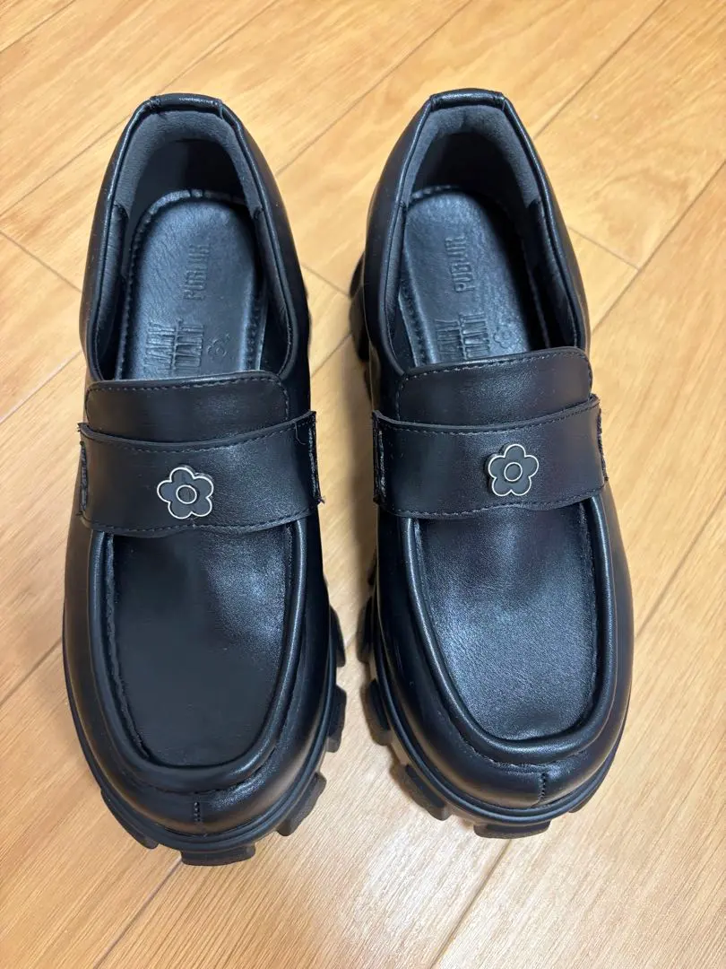 2026年最新】MARY QUANT ローファー・革靴の人気アイテム - メルカリ