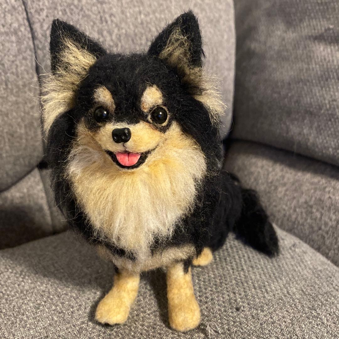 羊毛フェルト　チワワ　犬 仰向けチワワちゃん制作中〜🐶💕前足はまだ仮止めです🐾・ ・ #羊毛