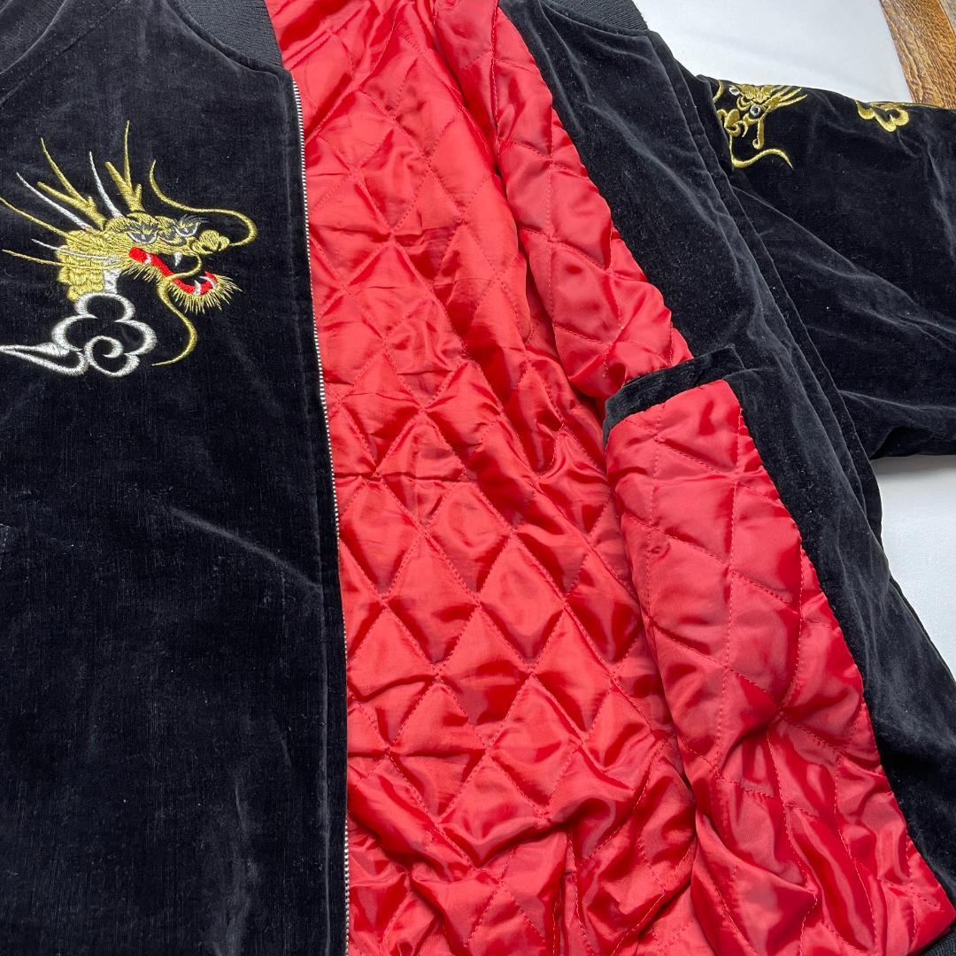 ベロアスカジャン黒ブラック古着袖刺繍和柄竜龍ドラゴン別珍スーベニア