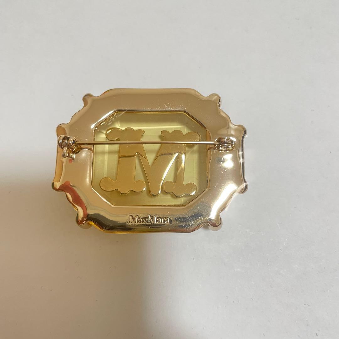 マックスマーラ Max Glassy Brooch ブローチ ゴールド Mロゴ - メルカリ