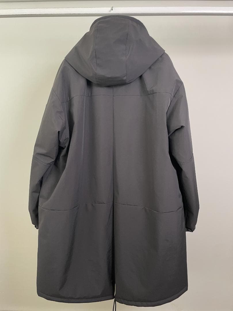 MBハイエンドモンスターパーカ by ALPHA INDUSTRIES ブラック - メルカリ