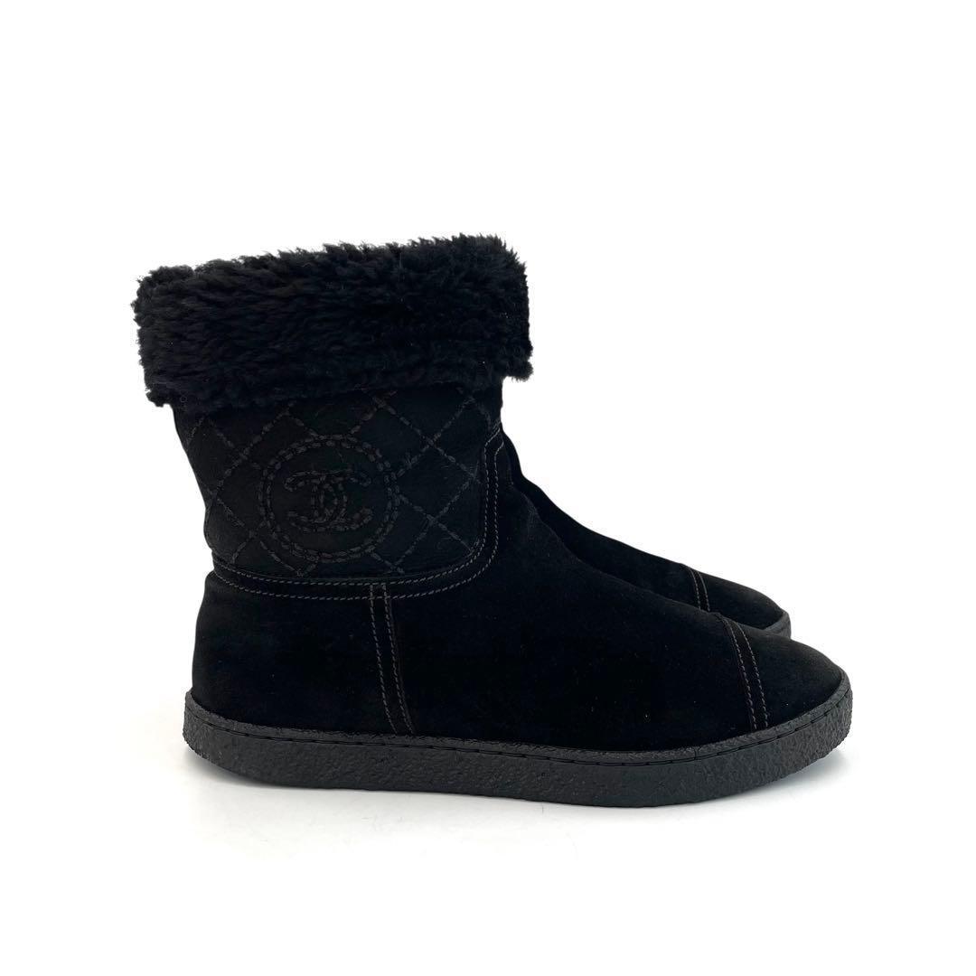 《超美品》シャネル ショート スエード ムートンブーツ ココマーク 黒系 35
