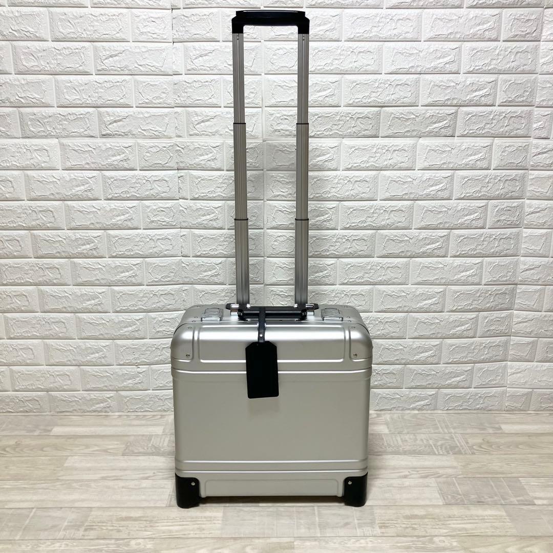 廃盤品】美品！ビジネスマンに！ゼロハリバートン アルミ製 キャリー