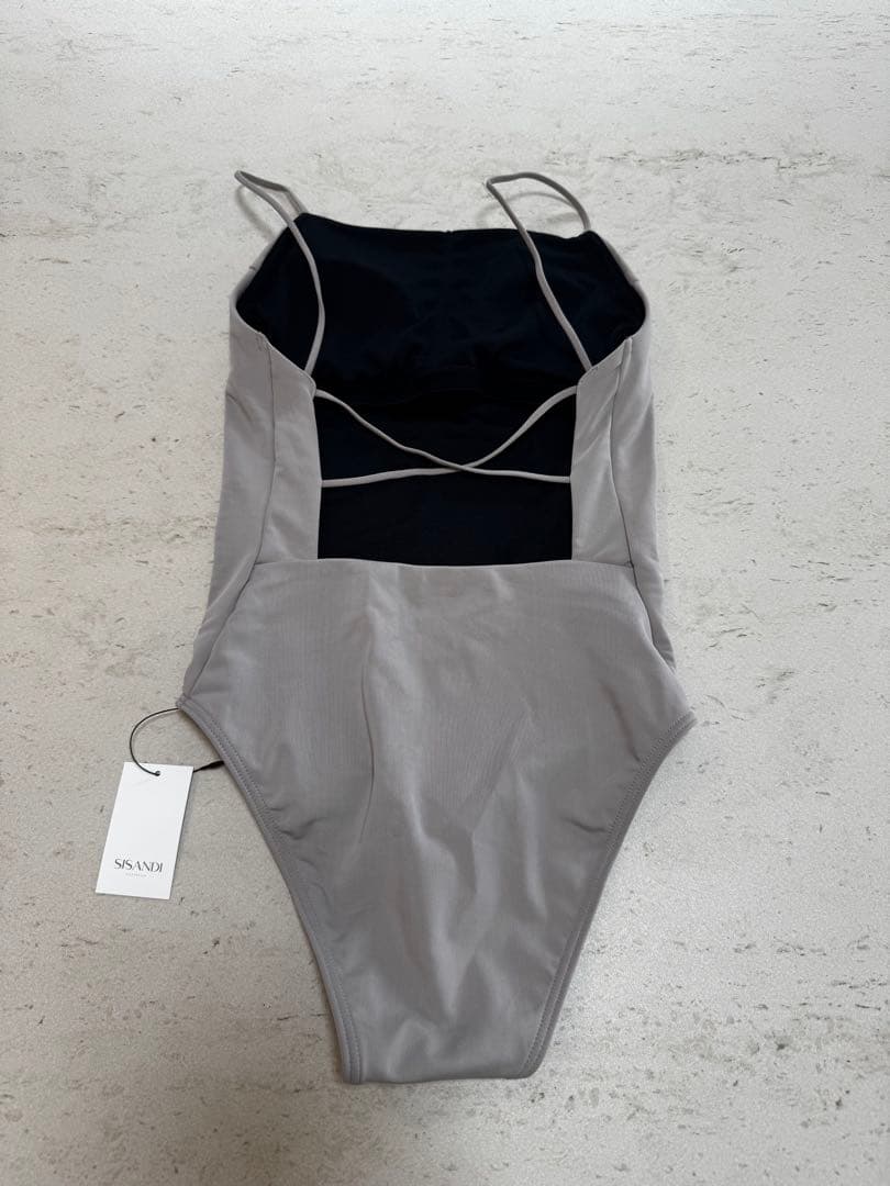Sisandi 水着