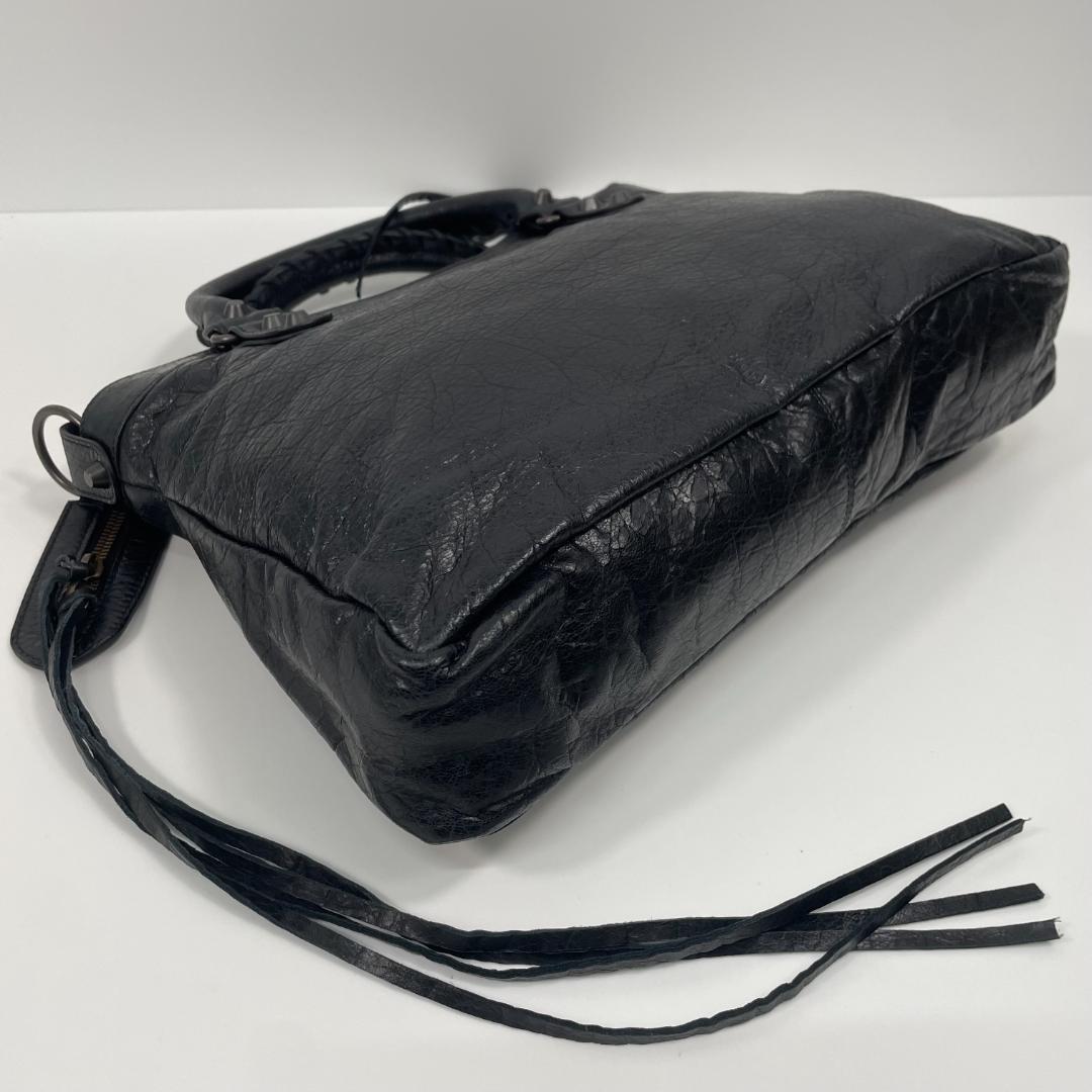 バレンシアガ 240579 クラシック タウン ハンドバッグ MBZ144