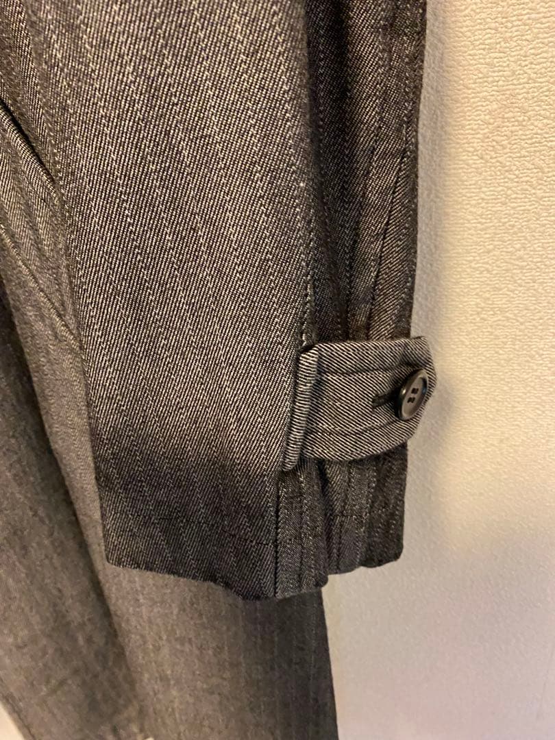 ジ*）様 コムデギャルソンコート 超美品 メンズライクなボックス型