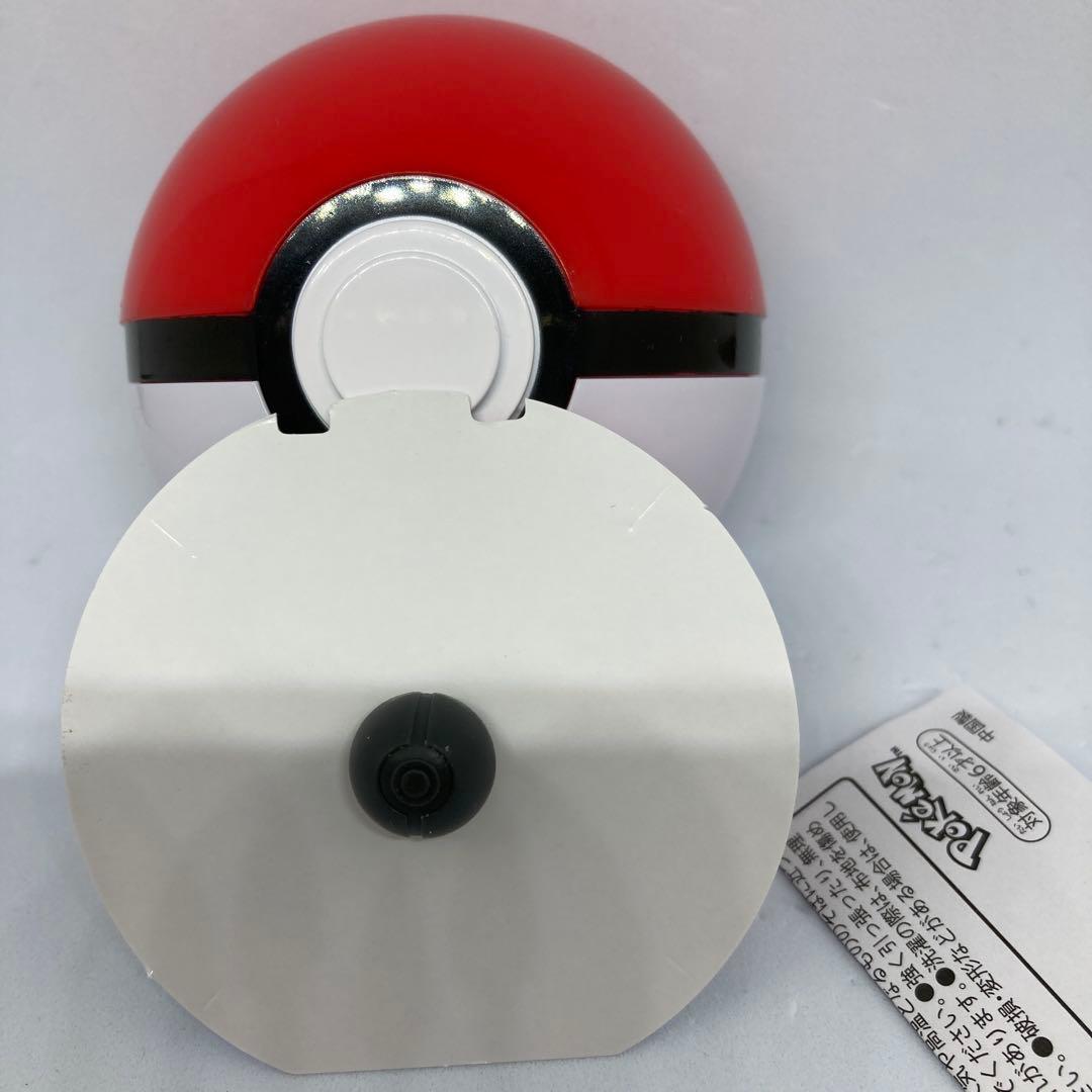 ポケパークカントー ヒトカゲ モンスターボール付 ピンバッジ - メルカリ