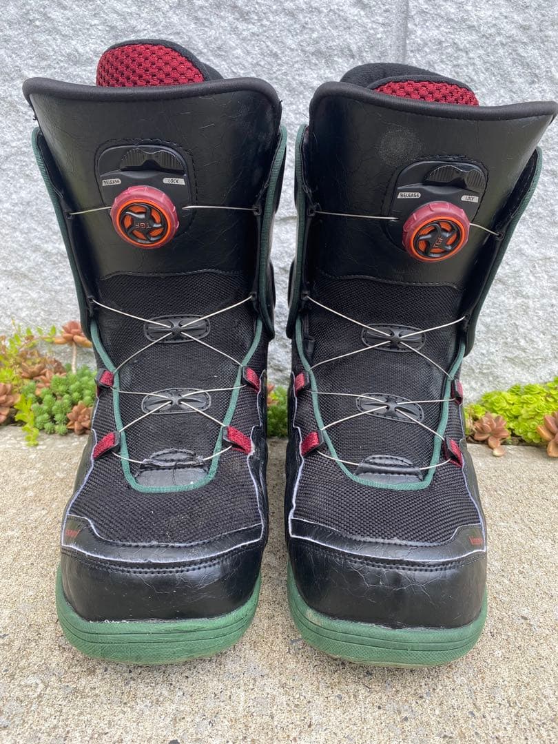 スノーボードブーツ BOAシステム搭載 革新的なスノーボードブーツのフィットシステム | BOA®