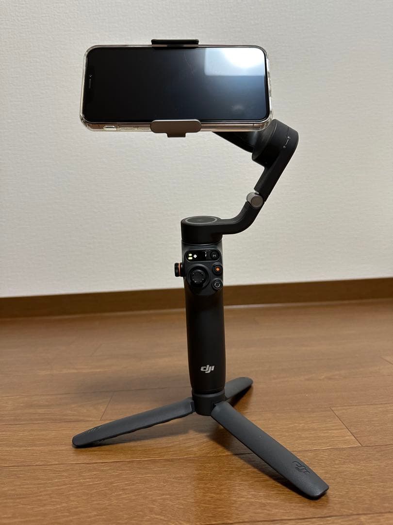 DJI Osmo Mobile 6 (OM6) スレートグレー DJI Osmo Mobile 6 (スレート グレー) - セキドオンラインストア DJI
