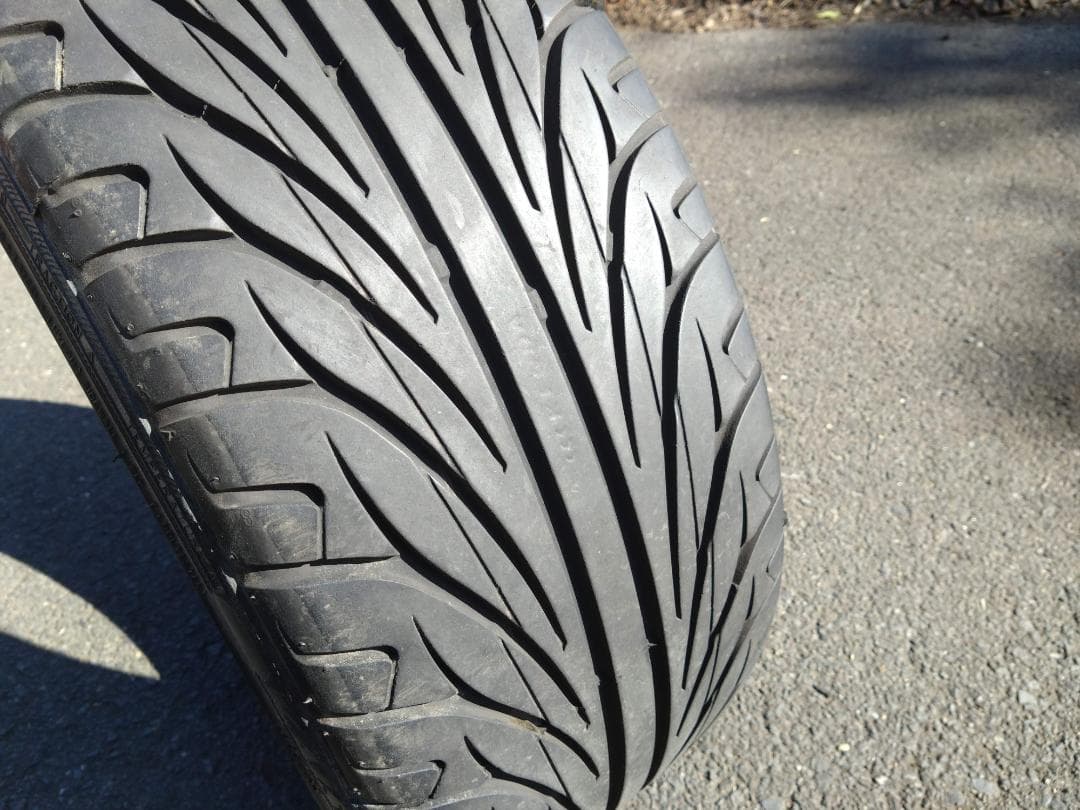 手渡し限定 ケンダKR20 225/40R18 4本 - メルカリ