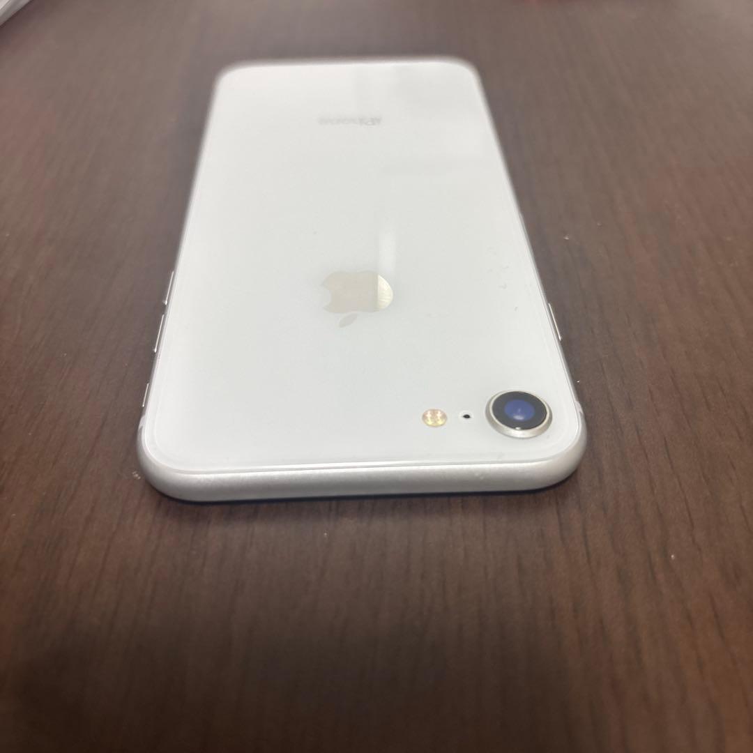 Apple iPhone 8 ホワイト 本体 ジャンク - メルカリ