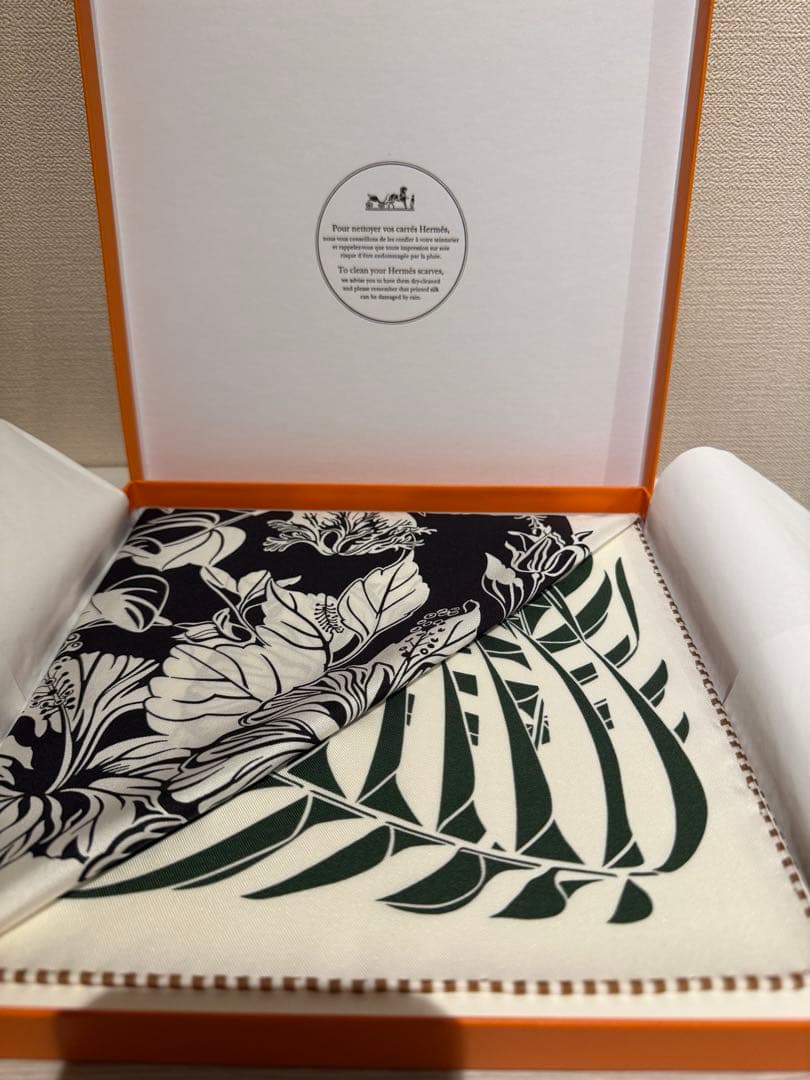 エルメスカレ ダブルフェイス90 《フラミンゴ・パーティー》新品￥108,900