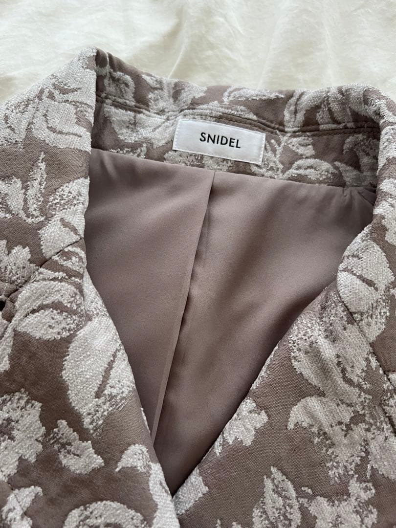 SNIDEL ジャガードミドルコート - チェスターコート買う