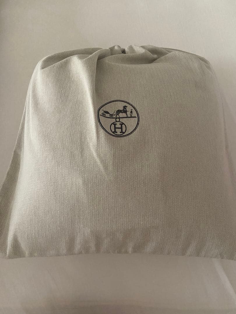 エルメス《アヴァロン・Hクラブ》クッション