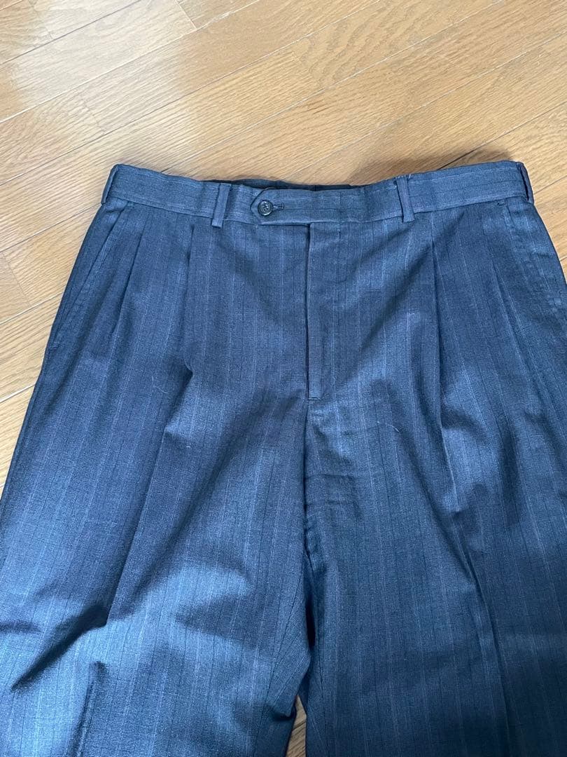 《週末セール》バーバリー スーツ ネイビー ストライプ 入学式 入社式 卒業式