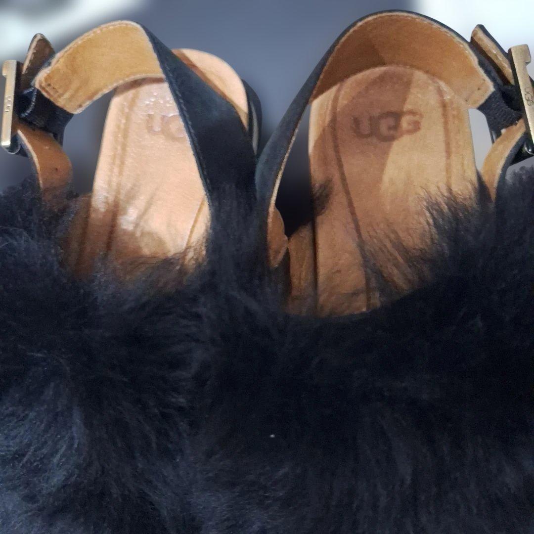 Uggファーサンダル 23.5㎝ - メルカリ