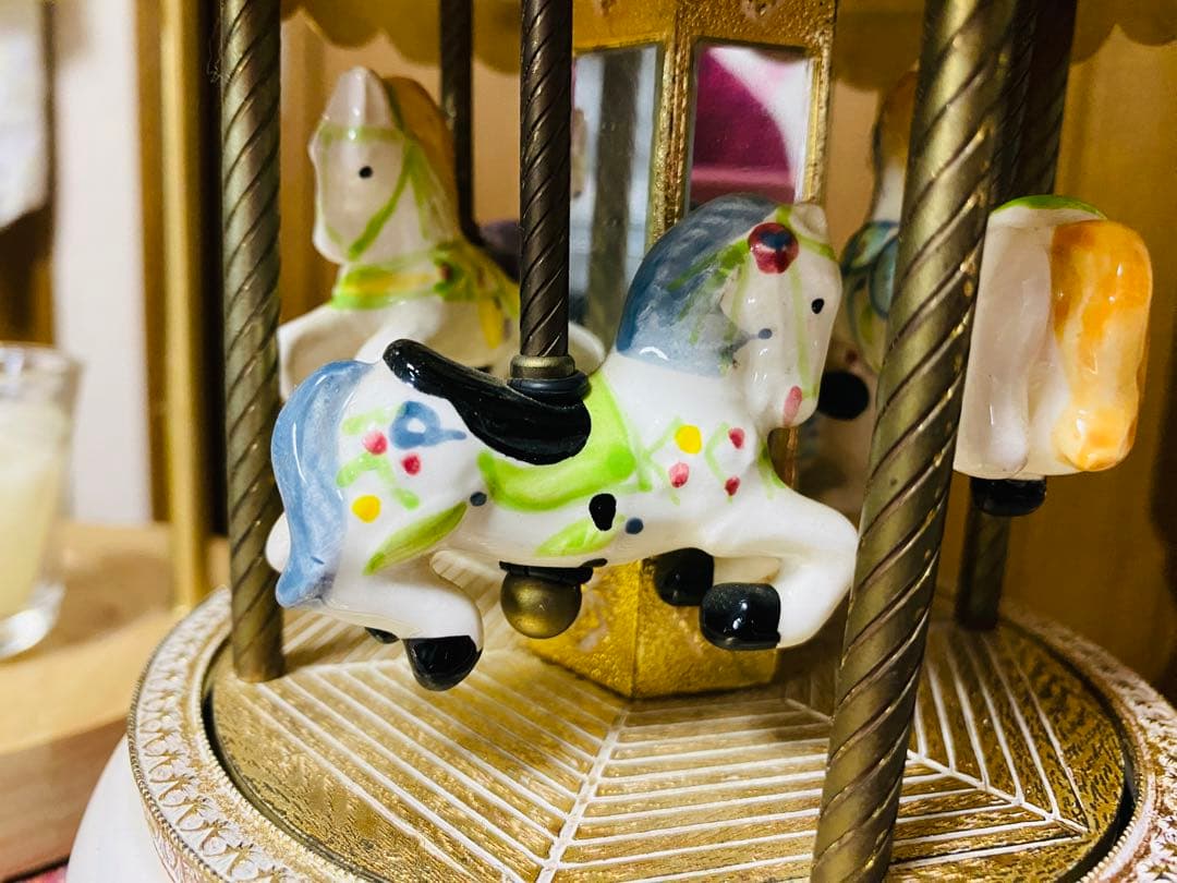 Sankyo オルゴール 陶器製メリーゴーランド - メルカリ