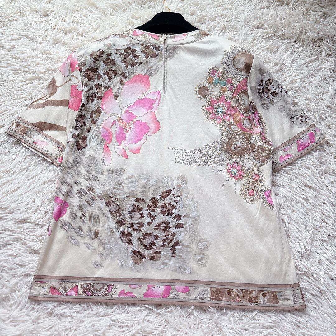極美品✨レオナール 半袖カットソー トップス シャツ ビジュー 花柄