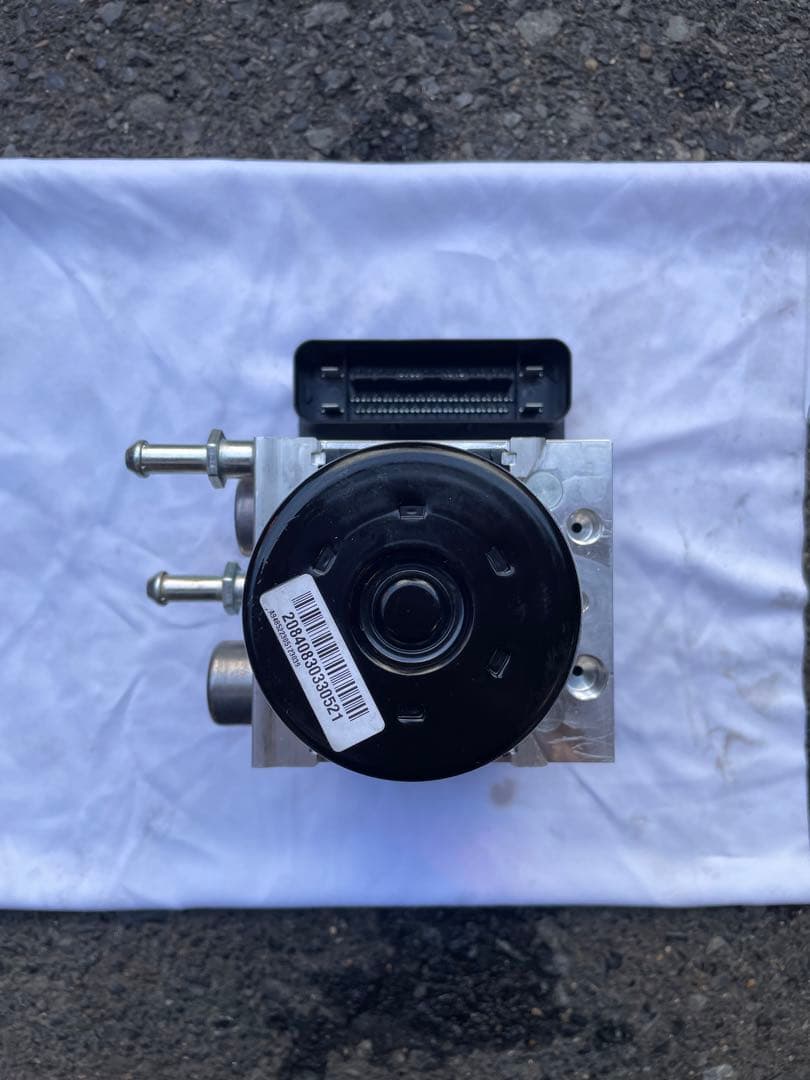 ABSコントロールユニットABSモジュールジープラングラー - メルカリ