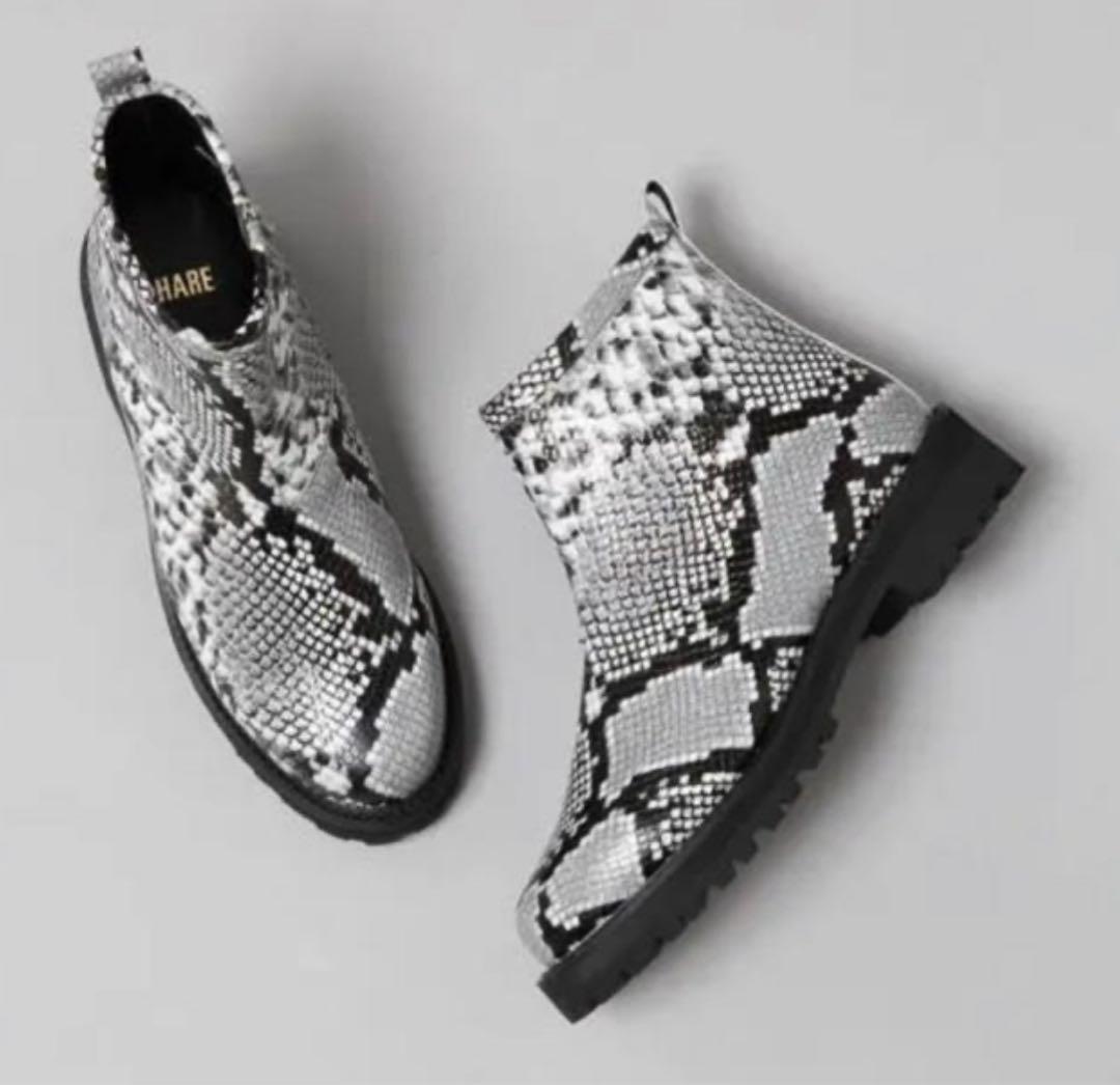 超美品 レア HARE パイソン柄 ショートブーツ レザー サイドジップ